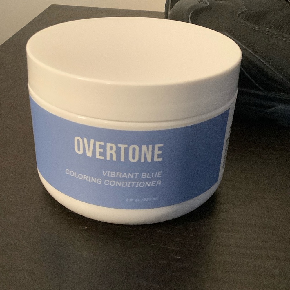 Overtone Vibrant Blue Coloring Conditioner